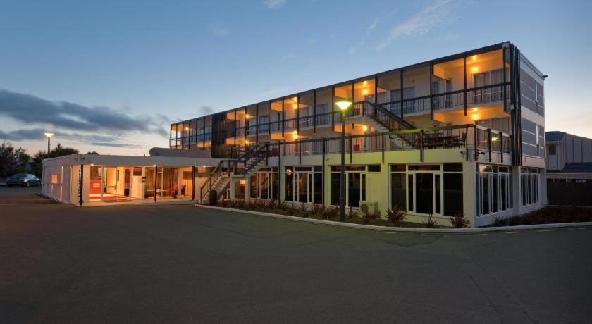 The Riccarton Hotel Christchurch Exterior photo