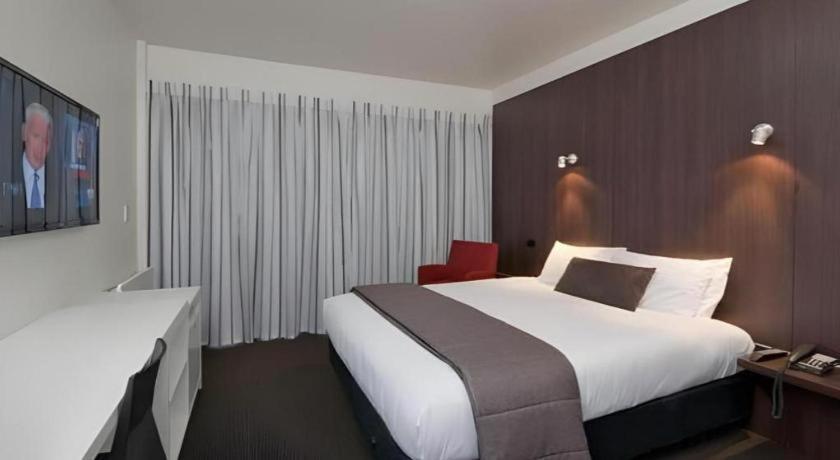 The Riccarton Hotel Christchurch Exterior photo