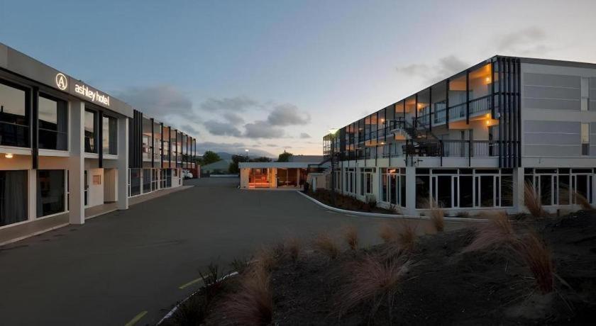 The Riccarton Hotel Christchurch Exterior photo
