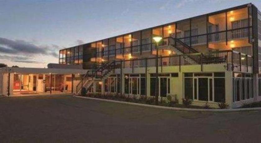 The Riccarton Hotel Christchurch Exterior photo